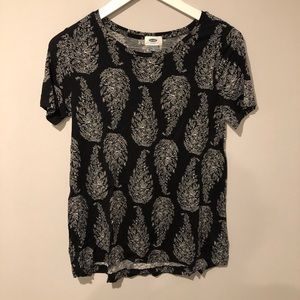 Old navy patterned short sleeve shirt size xs